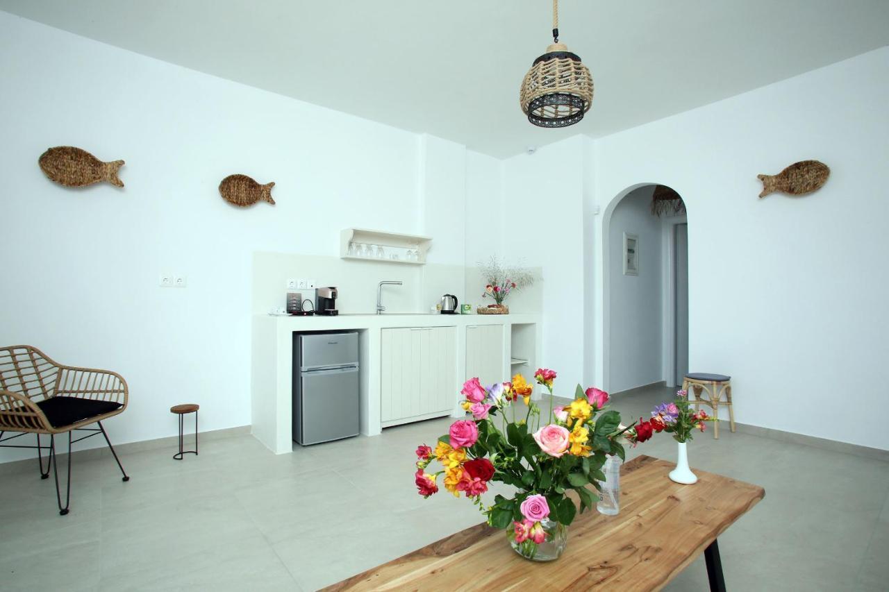 Elia Privileged Suites Andros Ανδροσ Eksteriør billede